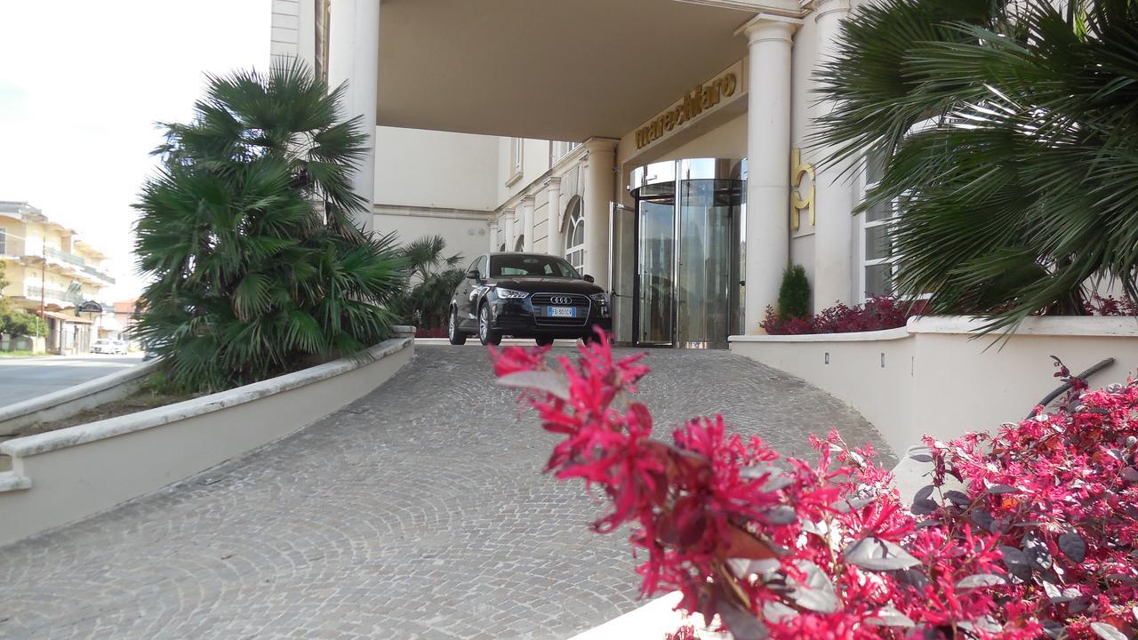 Hotel Marechiaro Gizzeria Exterior photo